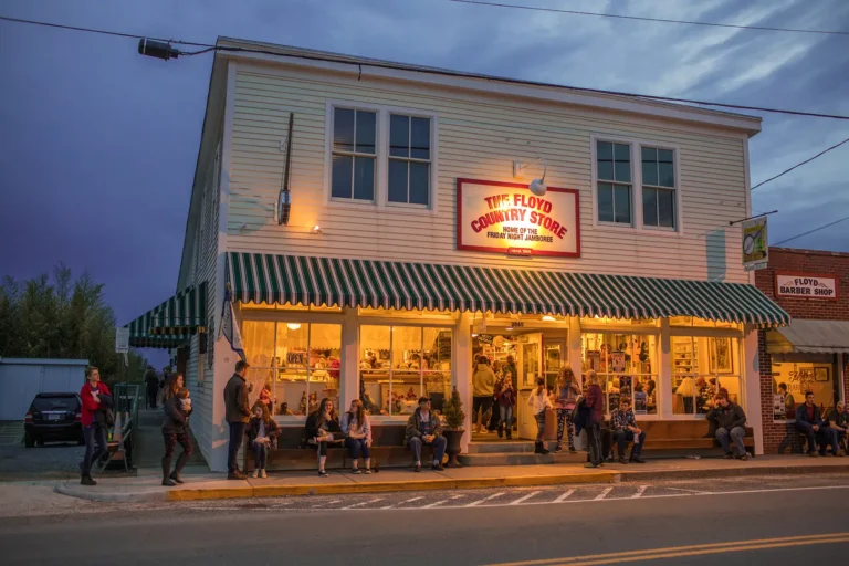 Floyd Country Store 1 768x512