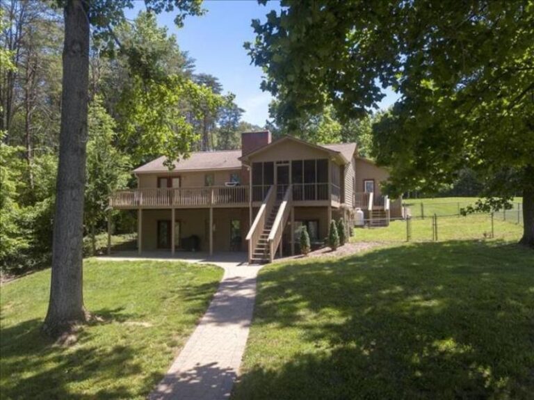 57 BCove69 9f28ef47 5056 a36a 07462f76180d1271 768x575