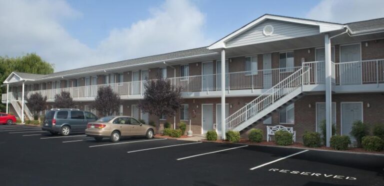 Christiansburg outside corporate suites 25264458 5056 a36a 07f3db45c738dbaf 768x372