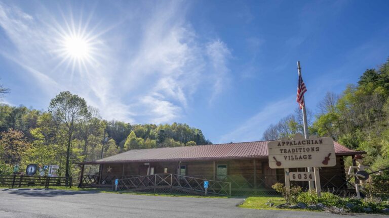 Country Cabin 768x432