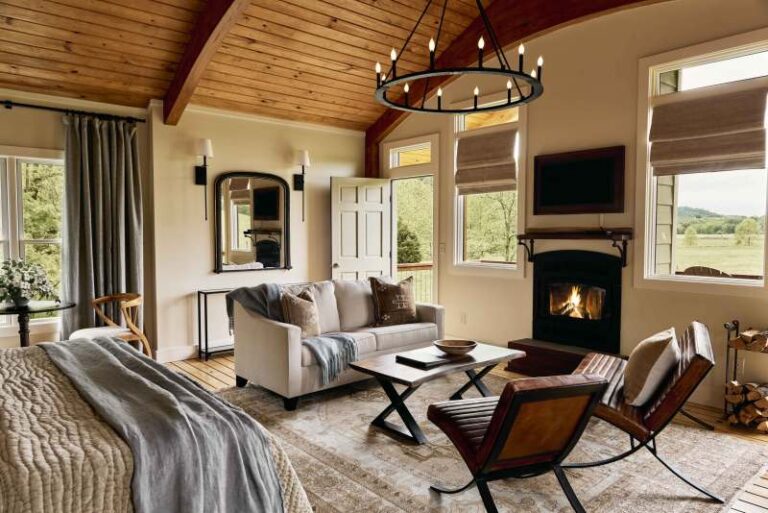 ALcottage1 7DEE8943 174A 47C6 815438436F294B0D 07cf1b2a 6ae9 4353 94857c005fbda259 768x513