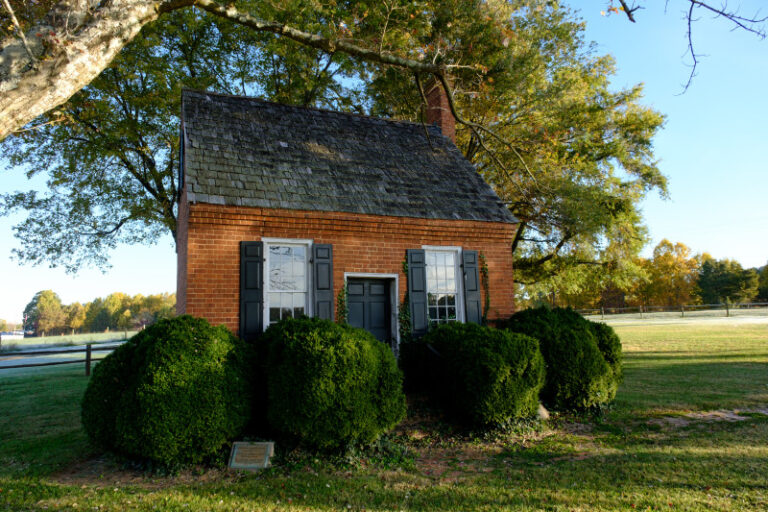 CallandsClerksOffice1 F037EE76 90EB 3124 9E43EE776749F4C0 f037ecec0c2279a 66f7ba47 c8ae 26b3 0904bd4db601f2ef 768x512