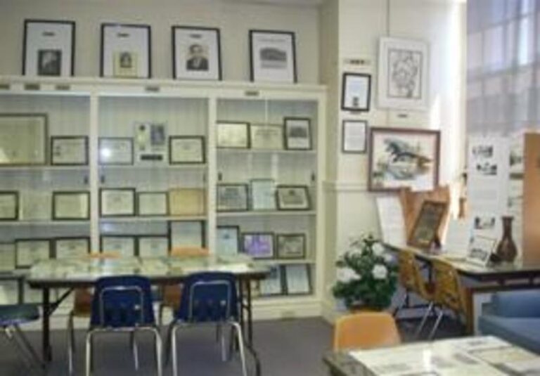 Central High Display 1c9170ff 5056 a36a 0739d73aefc65717 768x535