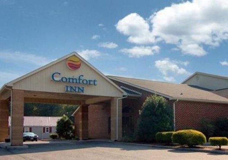 Comfort Inn Marion 1c00bd22 5056 a36a 07f474cc5ea53312 768x540