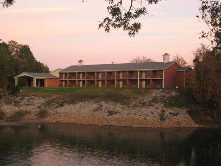 Conf Ctr Lakeview 1c00a69d 5056 a36a 07a0c77b366f17e5 768x576