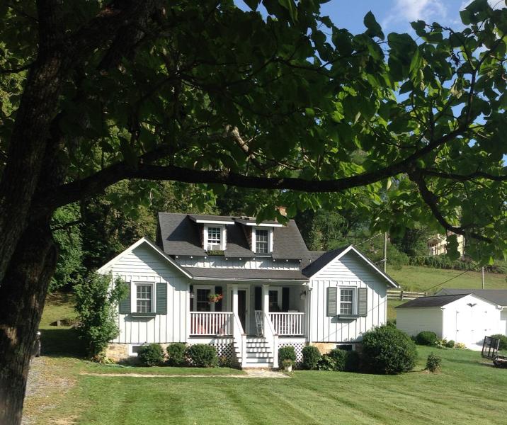 Cordwood Cottage 232fc6cc 5056 a36a 07a5c2cec97d2c4b