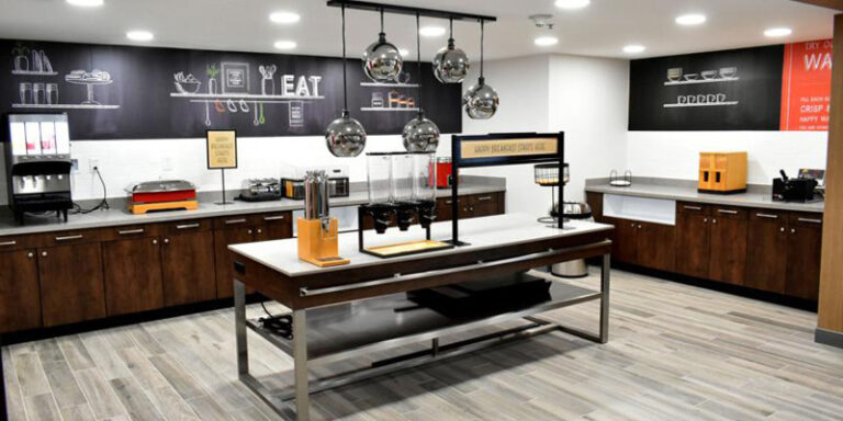 HamptonInnNorton1 1600x800 DB6C8181 045A 4495 83254DD65BC7291D 5bb126ec dab3 4e63 b46e84dcc7c1075a 768x384