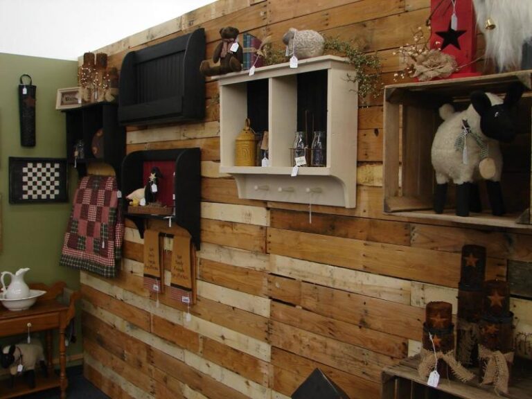 Hannahs Attic 2 1 23389cbc 5056 a36a 074d3bc693d471e0 768x576