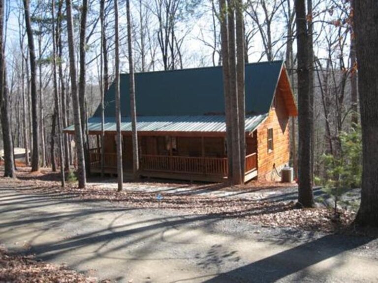 Hideaway23220Front1 23b9441a 5056 a36a 0763ec3c1c4dc922 768x576