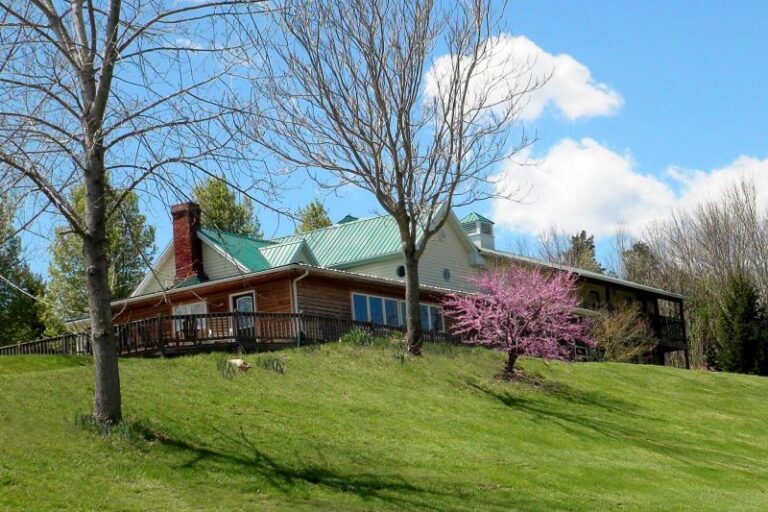 Imgv 2 INN 4x6 300dpi 1b1a6131 5056 a36a 07ed4e8af63454e1 2 768x512