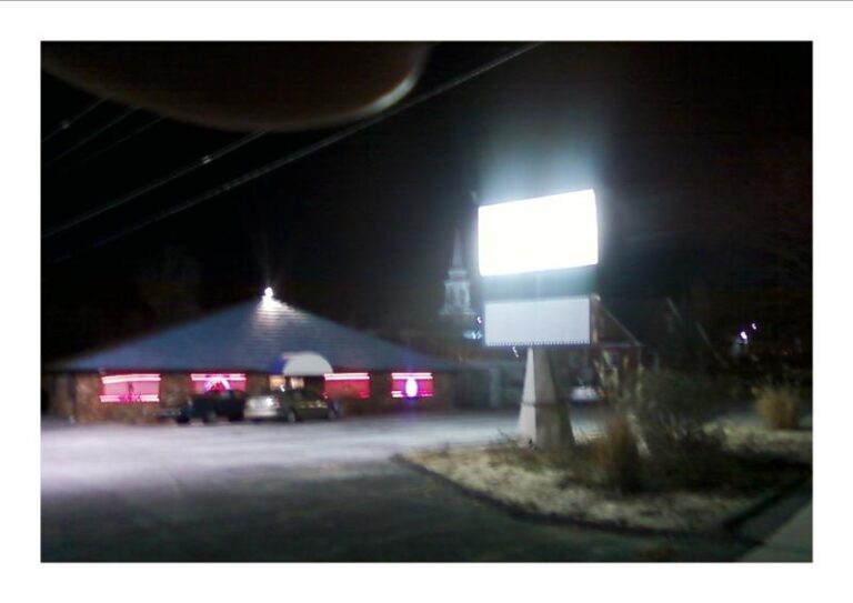 Parking Lot Left 1af5a127 5056 a36a 070428dee4e32b31 768x543