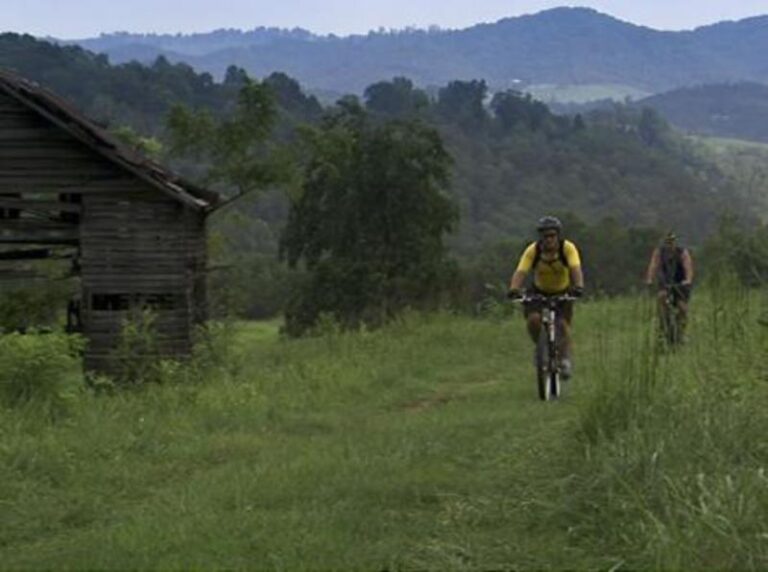 SugarHillTrail3 1ba39e7b 5056 a36a 074f2badd6f53a85 768x572