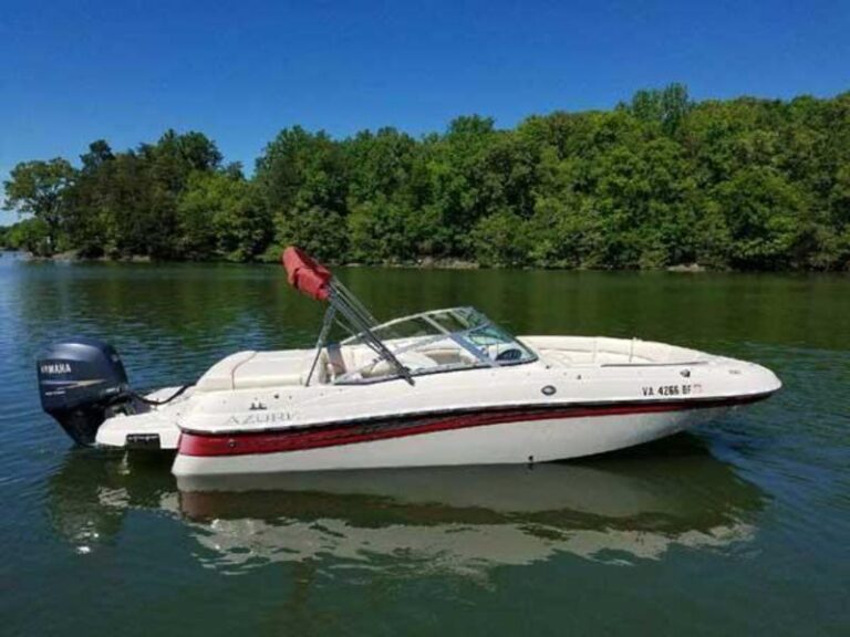 Westlake deck boat 2325fd44 5056 a36a 07297073f3ae7777 768x576