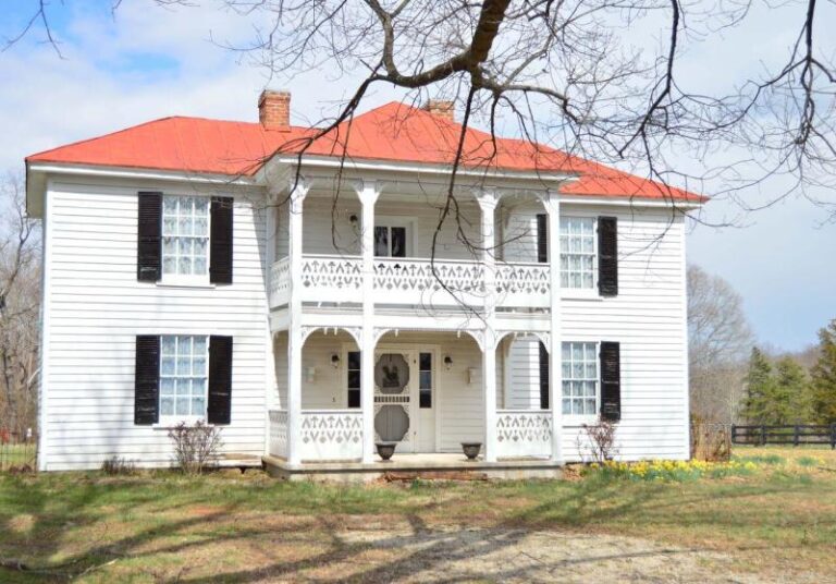 White Flint Farm 12 preview 274b44c7 5056 a36a 075893f69a038d19 768x536