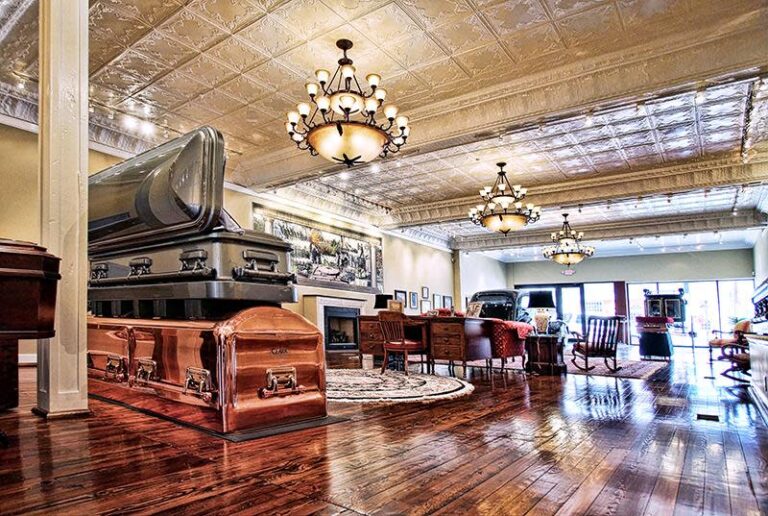 caskets 2 cc97f59f 5056 a36a 0782d9a7e8173383 768x516