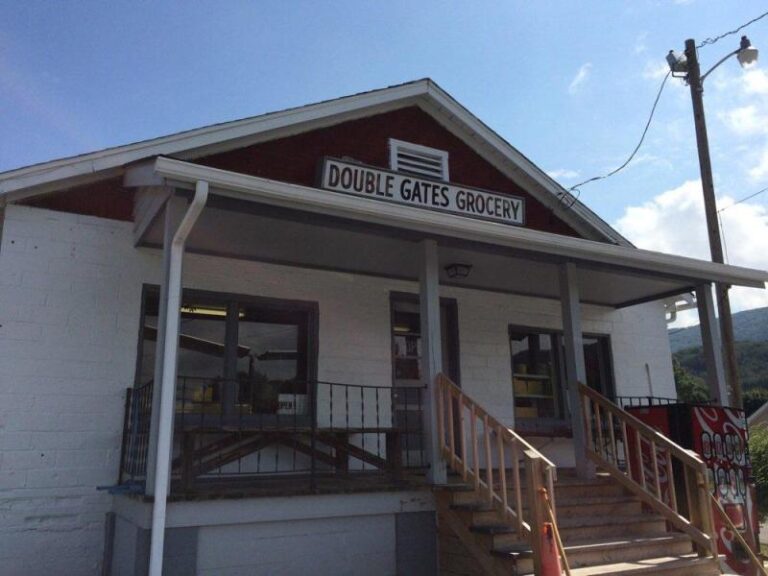 double gates grocery 1fda2356 5056 a36a 07d9e51aec1a5867 768x576