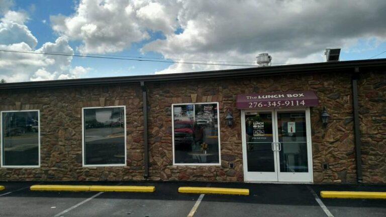 lunchbox cafe 232d5988 5056 a36a 07576e4f0fb939e7 768x432