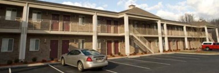 salem corporate suites 1b8cd865 5056 a36a 0750865d314c3112 768x256