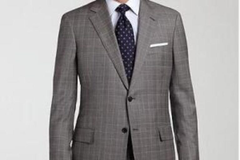 suit 2091a784 5056 a36a 0728fe24f124f7fb 768x512