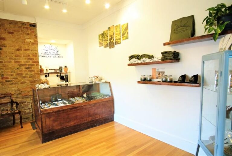 the Buffalo Hemp Company Floyd shop light d6519a0e 5056 a36a 0788ccfdb21bb7ee 768x516