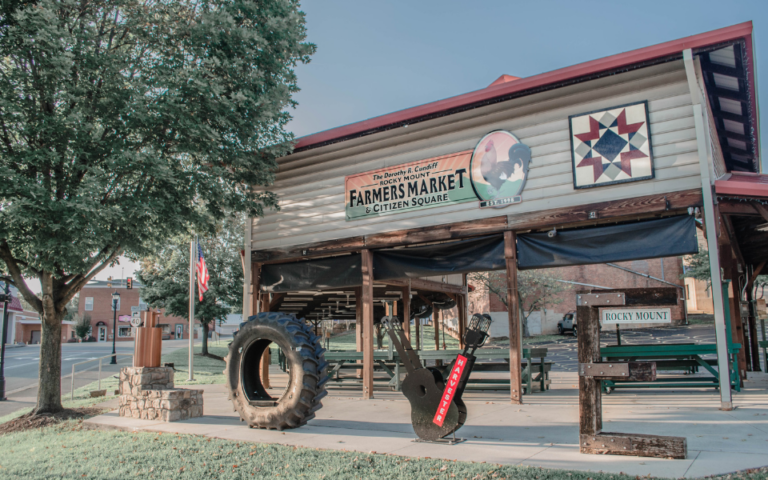 farmers market 768x480